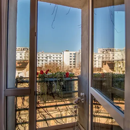 Апартаменти Downtown Living - Modern By Athenaeum Бухарест